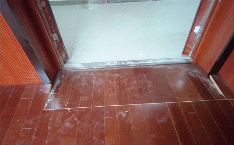橡膠木風(fēng)雨操場地板品牌廠**